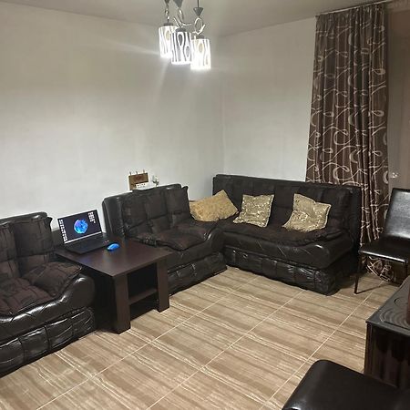 Salome Guest House Местія Екстер'єр фото