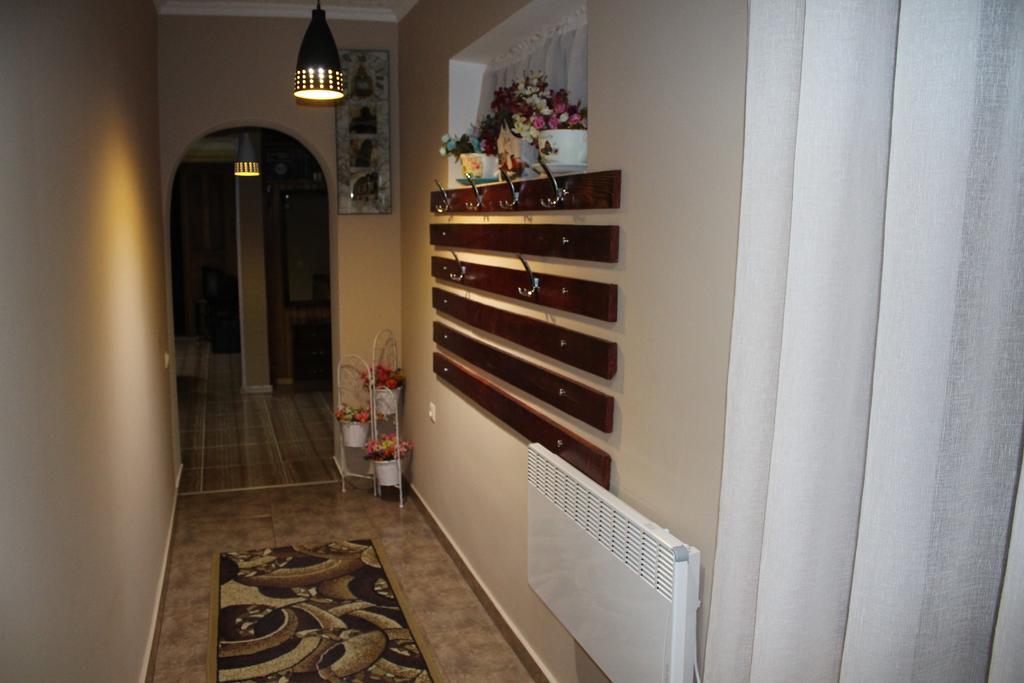 Salome Guest House Местія Екстер'єр фото