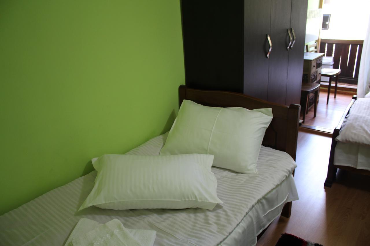 Salome Guest House Местія Екстер'єр фото