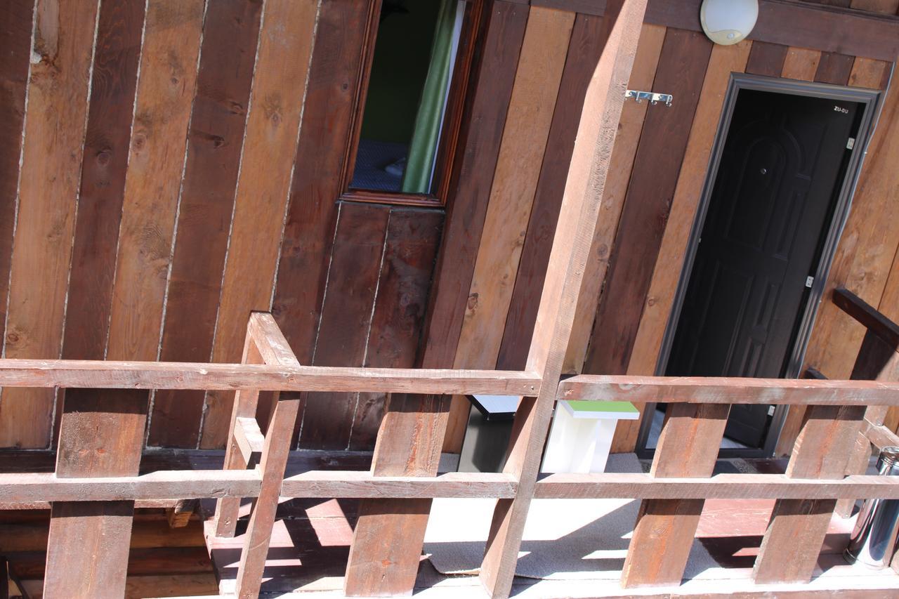 Salome Guest House Местія Екстер'єр фото