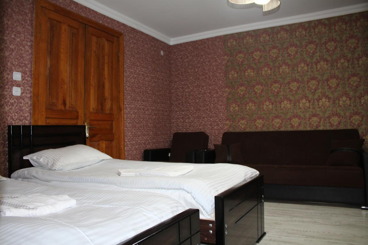 Salome Guest House Местія Екстер'єр фото