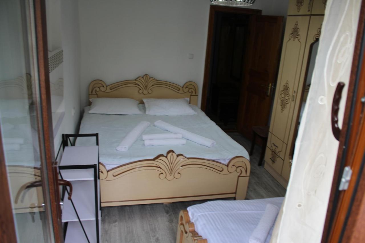 Salome Guest House Местія Екстер'єр фото