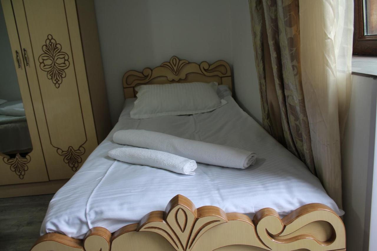 Salome Guest House Местія Екстер'єр фото