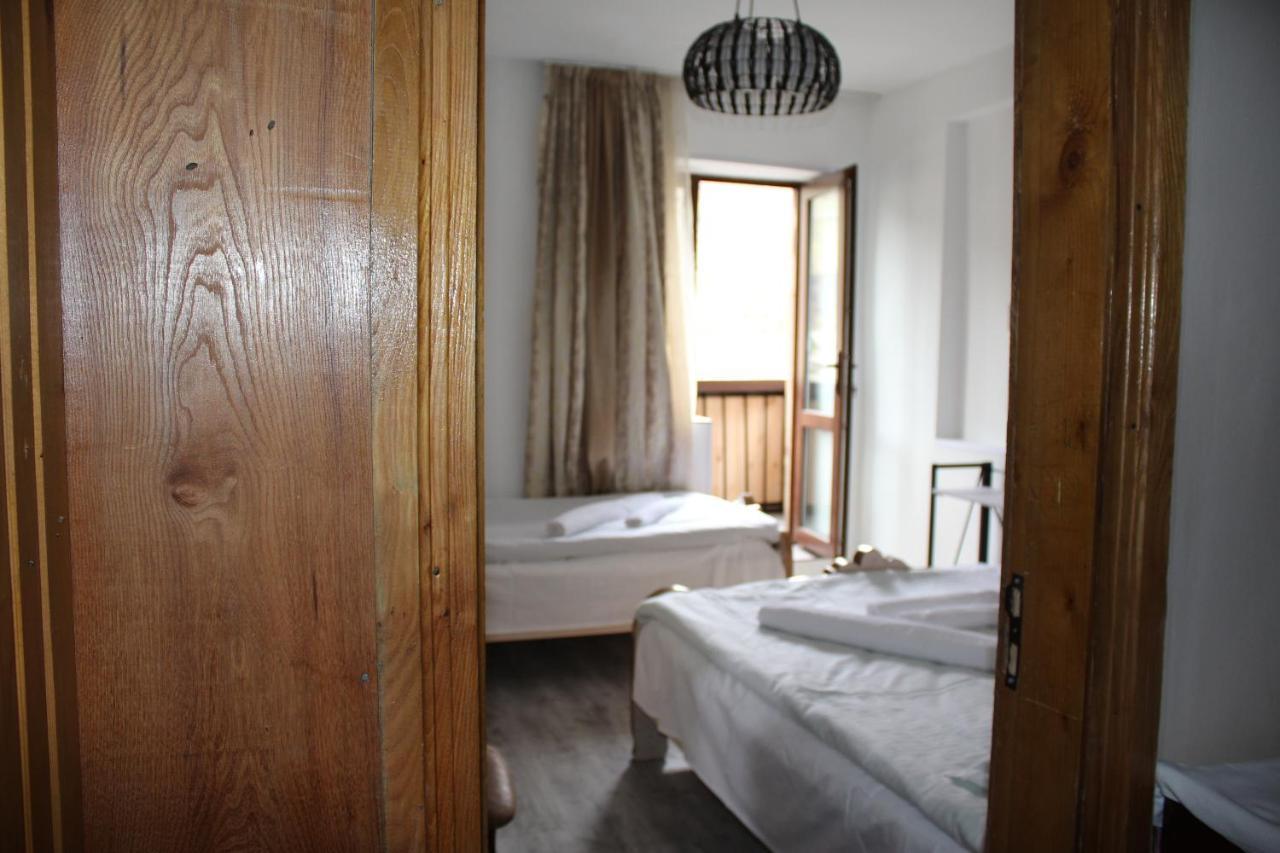 Salome Guest House Местія Екстер'єр фото